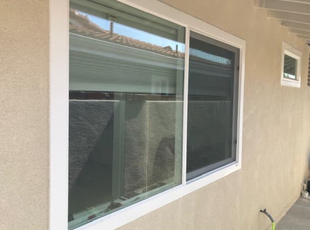 Sliding glass window